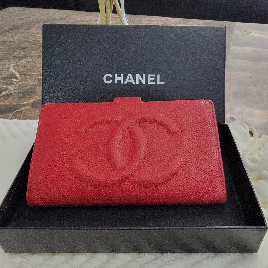 Chanel Authentic Caviar Red Wallet With Kisslock